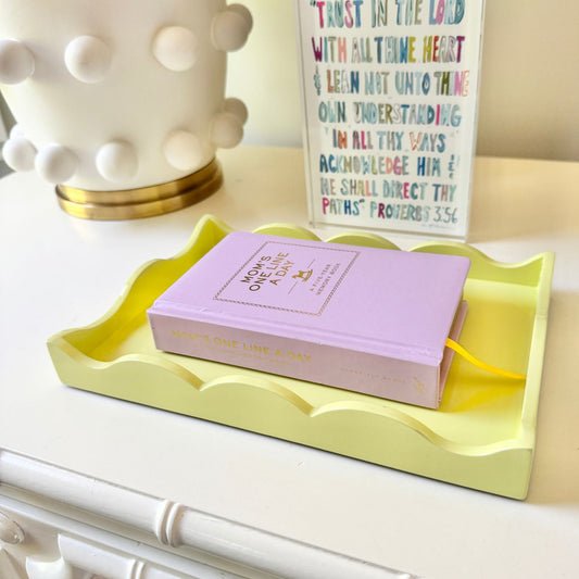 Scalloped Book Topper Tray - Citron