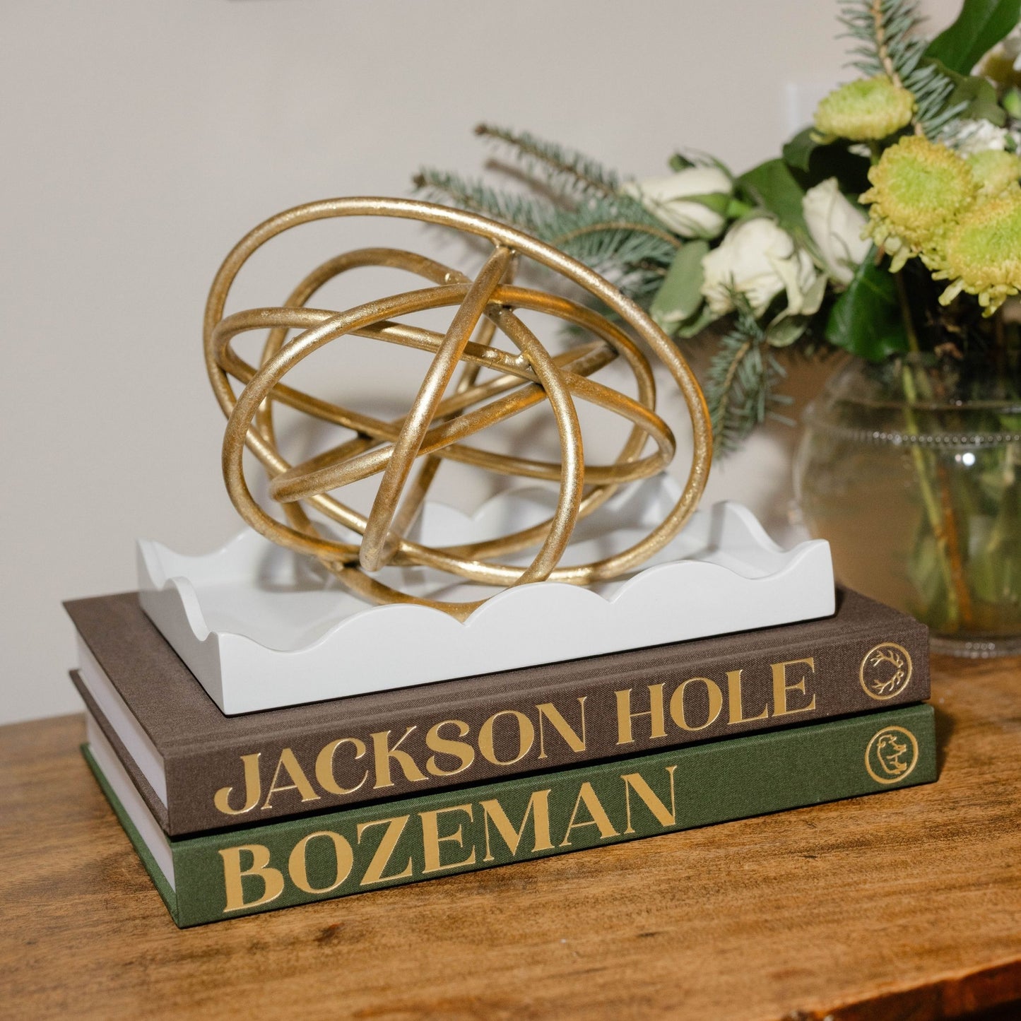 Scalloped Book Topper Tray