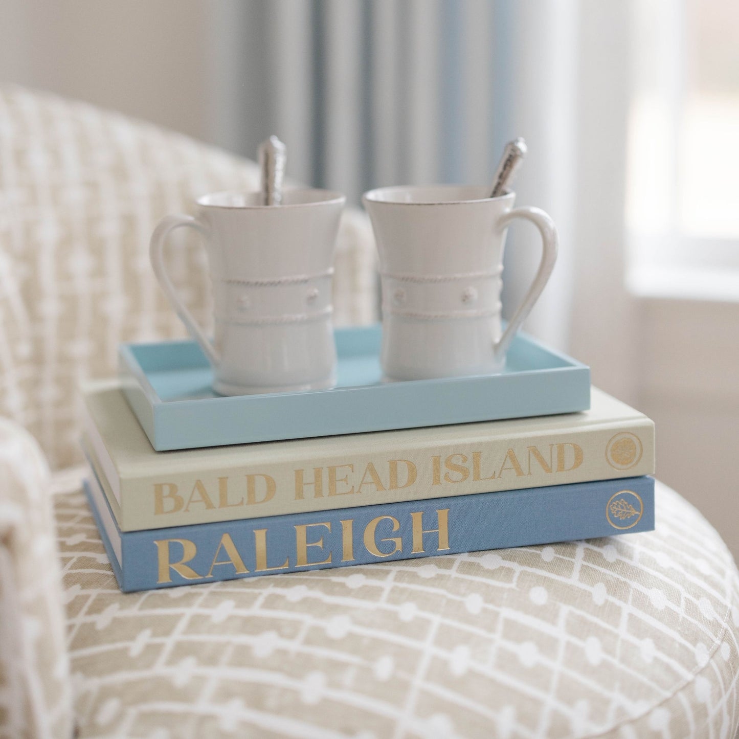 Classic Book Topper Tray