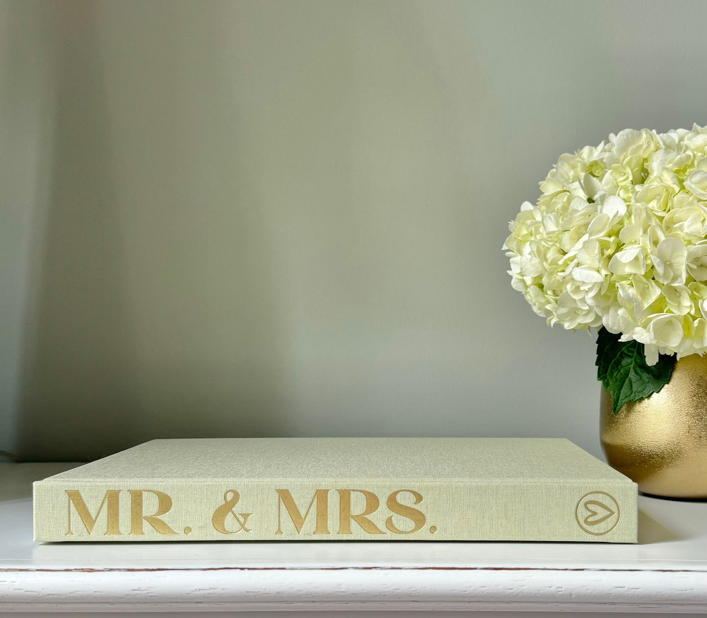Mr. & Mrs. Wedding Guest Book